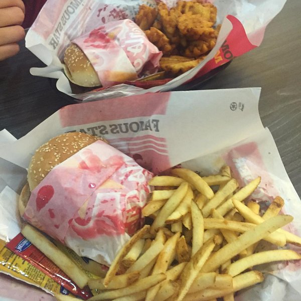 Triple Western Bacon Cheeseburger®